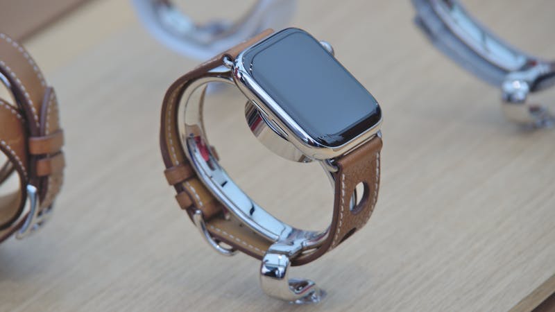 Apple Watch vs Galaxy Watch Canada 2026